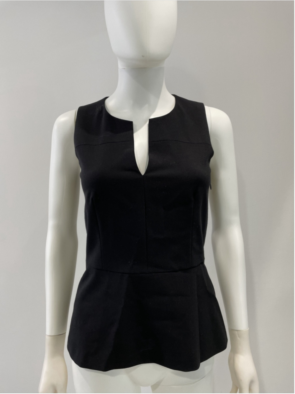 theory top Size P Or M black Women